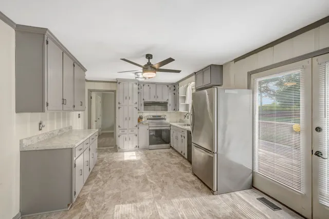 $365,000 | 2681 West County Farm Road, Springfield, TN 37172