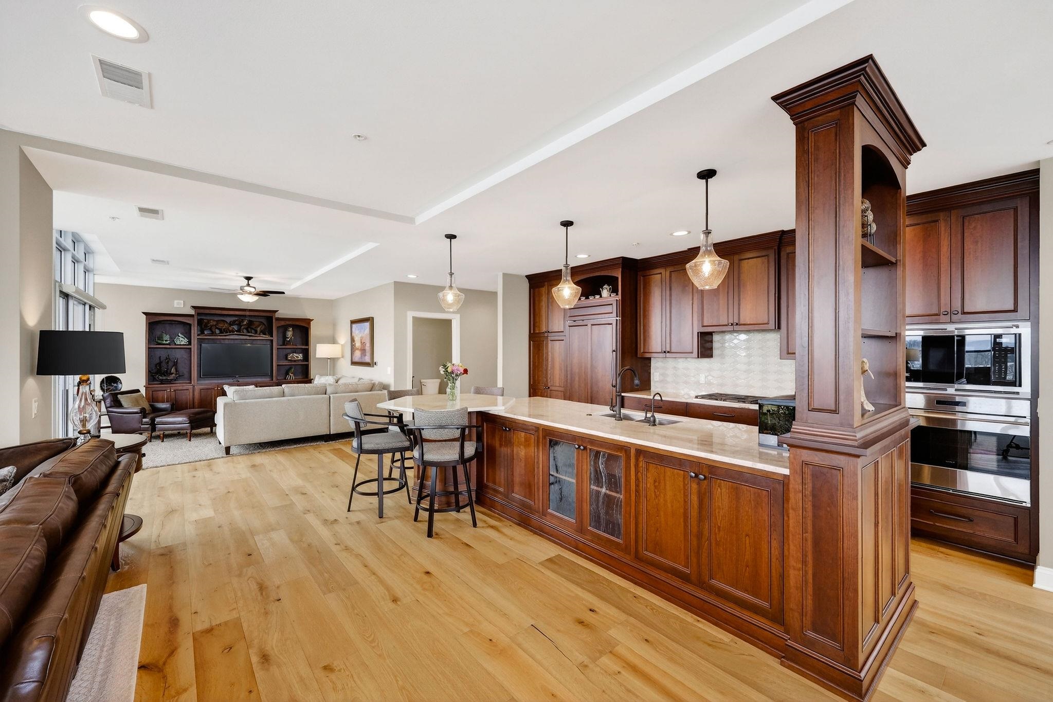 625 North Segoe Road, Unit 900 Madison, WI 53705 - Photo 12 of 57