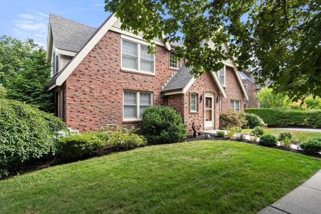 115 Clark Road Brookline, MA 02445 - Photo 35 of 37