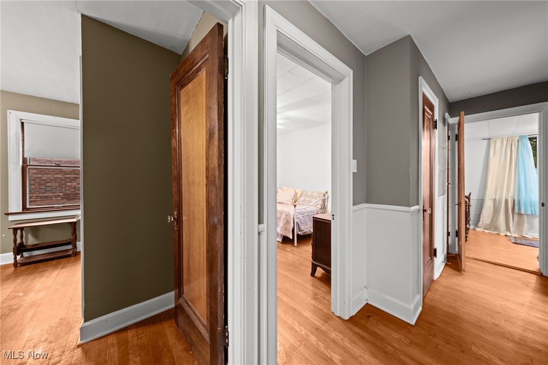1027 Pennfield Road Cleveland, OH 44121 - Photo 35 of 49 Gallery Image 35