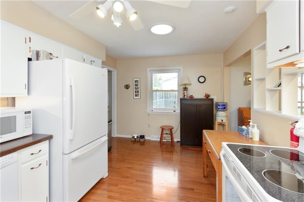 6015 Wexford Road Indianapolis, IN 46220 - Photo 11 of 25 Gallery Image 11