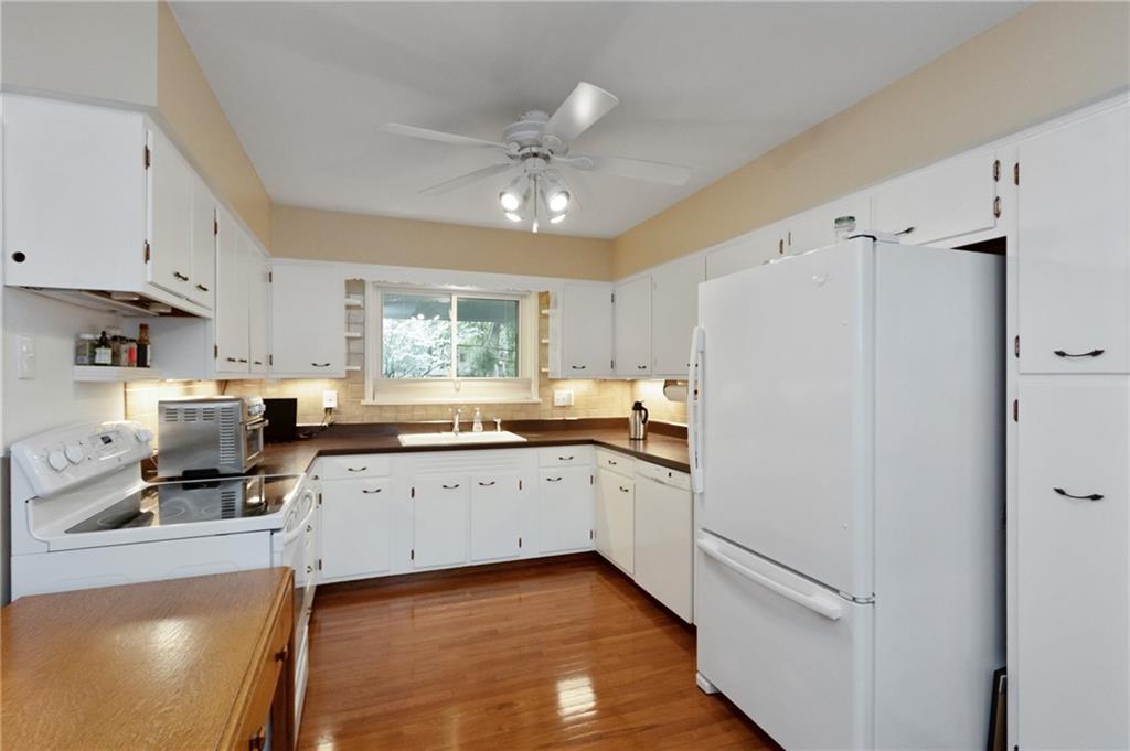 6015 Wexford Road Indianapolis, IN 46220 - Photo 12 of 25 Gallery Image 12