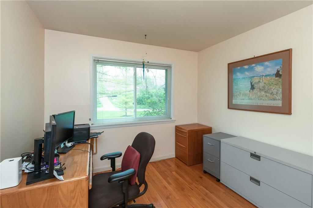 6015 Wexford Road Indianapolis, IN 46220 - Photo 17 of 25 Gallery Image 17