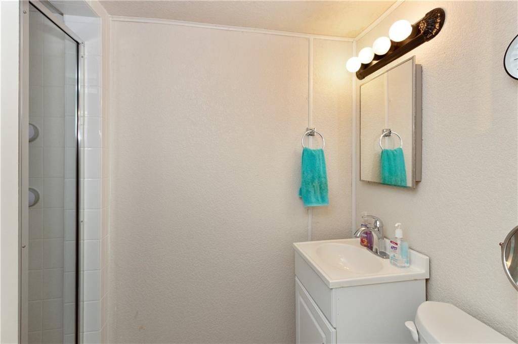 6015 Wexford Road Indianapolis, IN 46220 - Photo 21 of 25 Gallery Image 21
