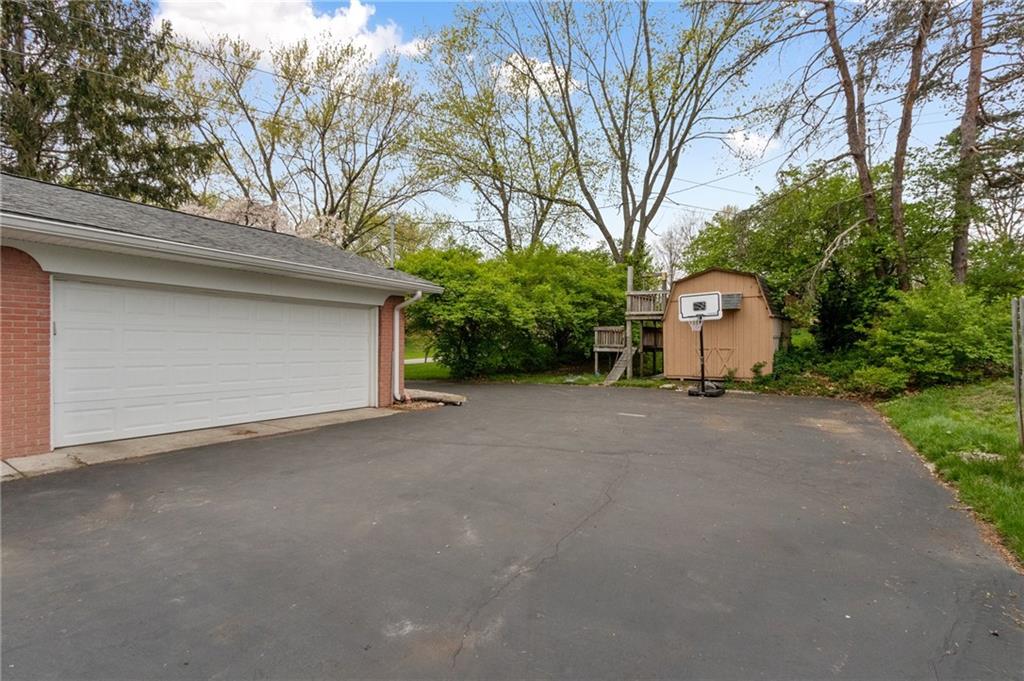 6015 Wexford Road Indianapolis, IN 46220 - Photo 24 of 25 Gallery Image 24