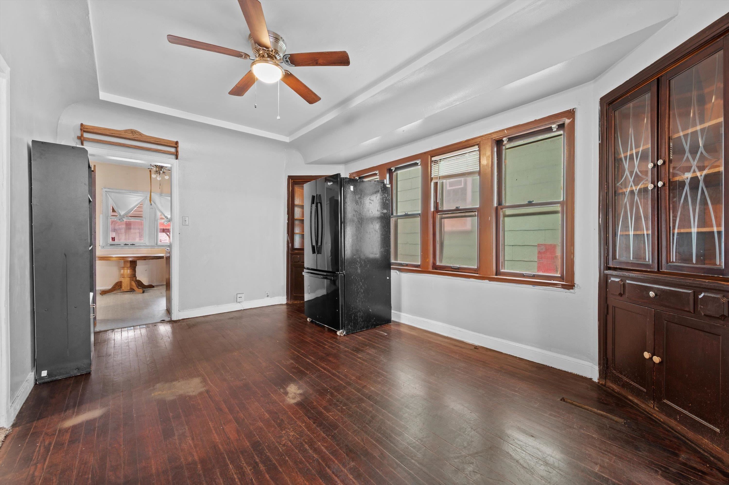1016 South 35th Street Milwaukee, WI 53215 - Photo 5 of 21