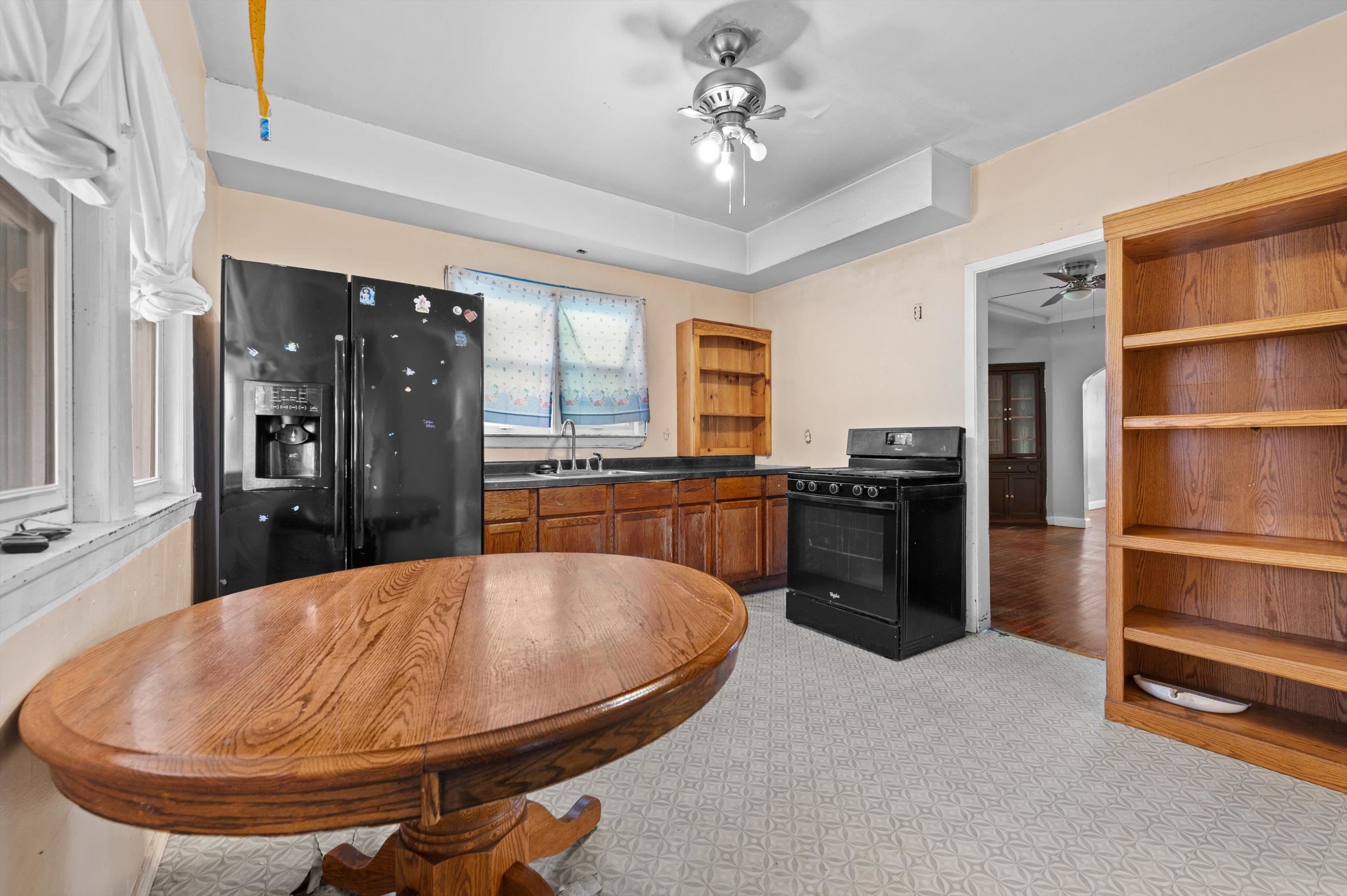 1016 South 35th Street Milwaukee, WI 53215 - Photo 9 of 21