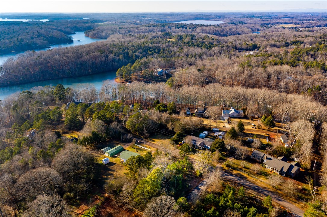 301 Cole Road Townville, SC 29689 - Photo 7 of 11 Gallery Image 7