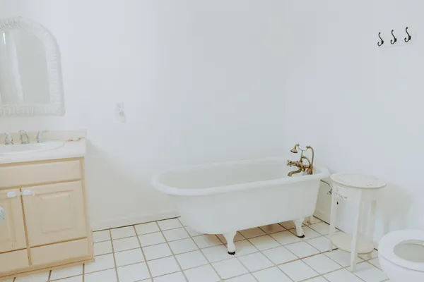 $600,000 | 23622 Fifth Avenue, Florala, AL 36442