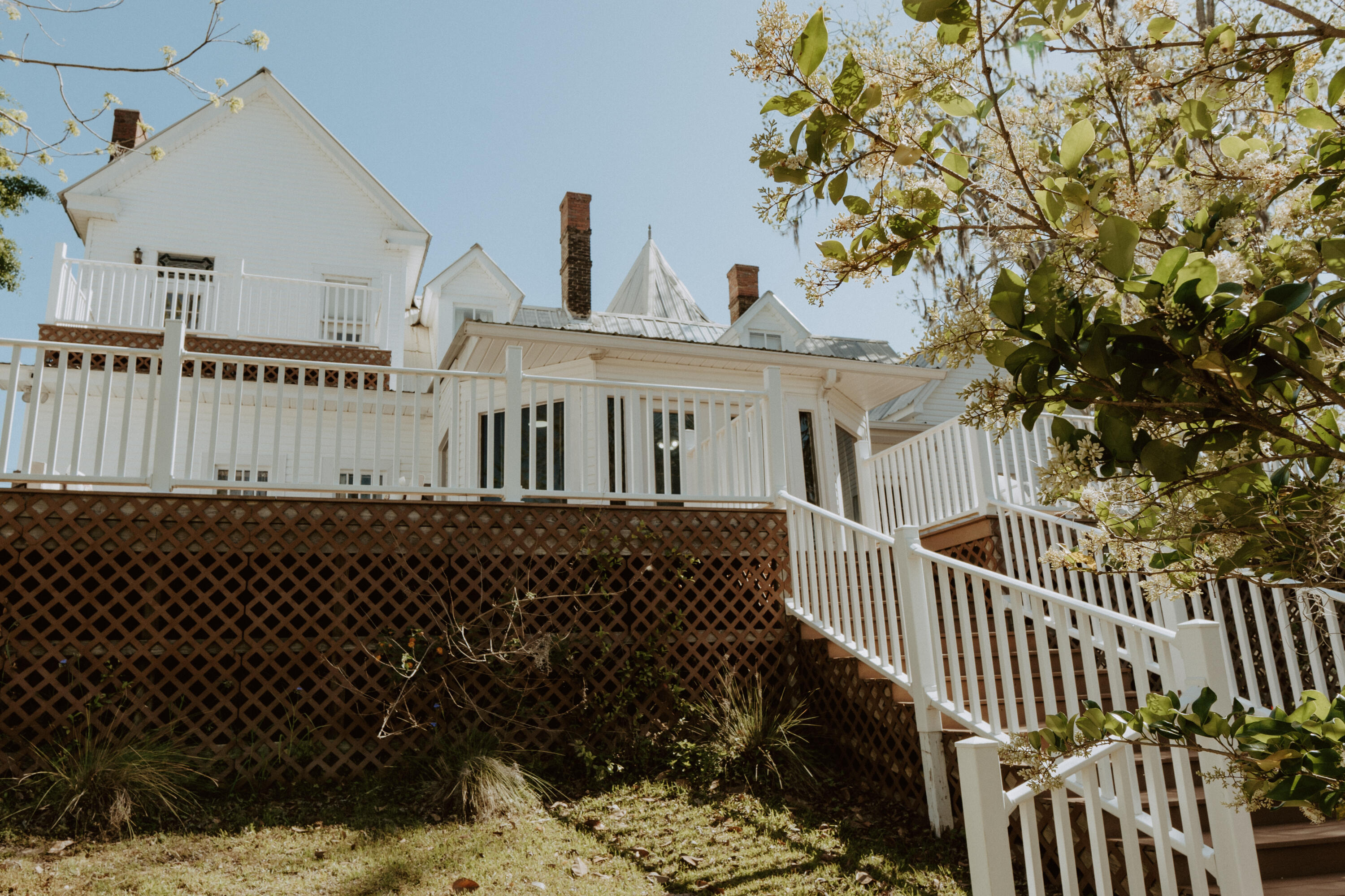 23622 Fifth Avenue Florala, AL 36442 - Photo 64 of 91 a view of a house with wooden fence