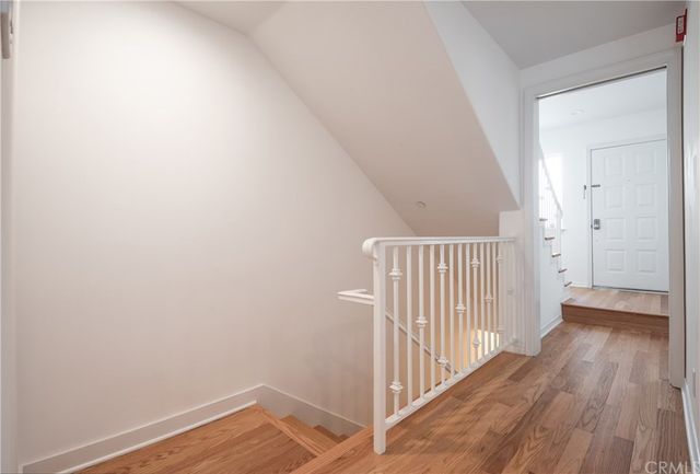 $925,000 | 1525 Artesia Boulevard, Unit B, Manhattan Beach, CA 90266