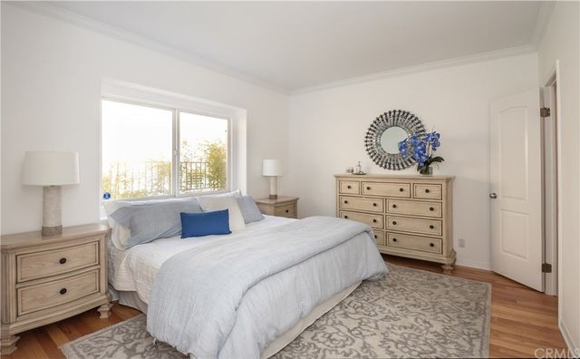 $925,000 | 1525 Artesia Boulevard, Unit B, Manhattan Beach, CA 90266