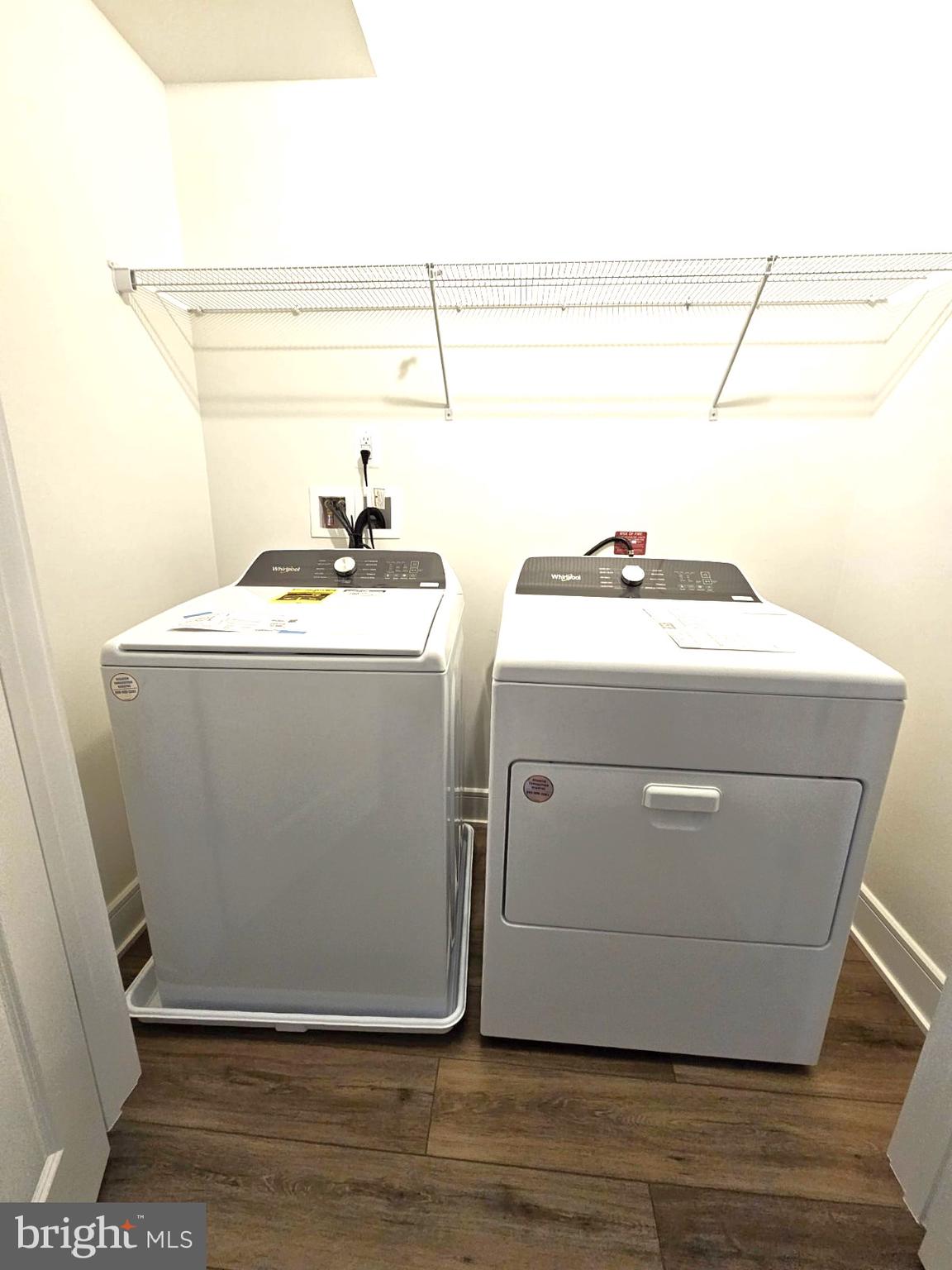 43400 Farringdon Square Broadlands, VA 20148 - Photo 11 of 23 Laundry At Master Bed Level