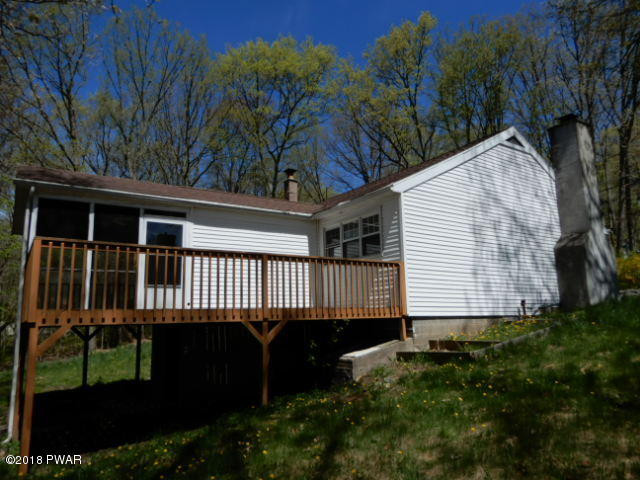 526 Lake Road Hawley, PA 18428 - Photo 4 of 8