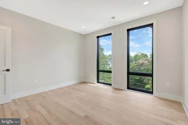 $3,398,700 | 6514 Byrnes Drive, McLean, VA 22101