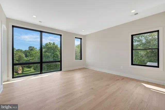 $3,398,700 | 6514 Byrnes Drive, McLean, VA 22101