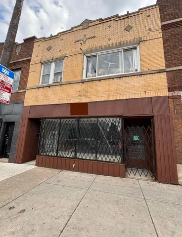 $259,000 | 5325 West North Avenue, Chicago, IL 60639