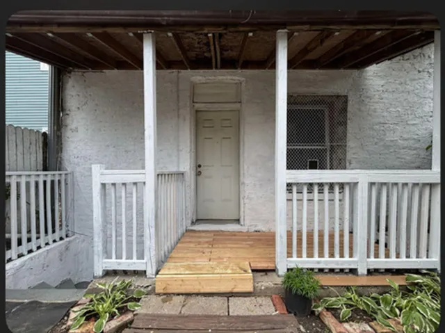 $259,000 | 5325 West North Avenue, Chicago, IL 60639