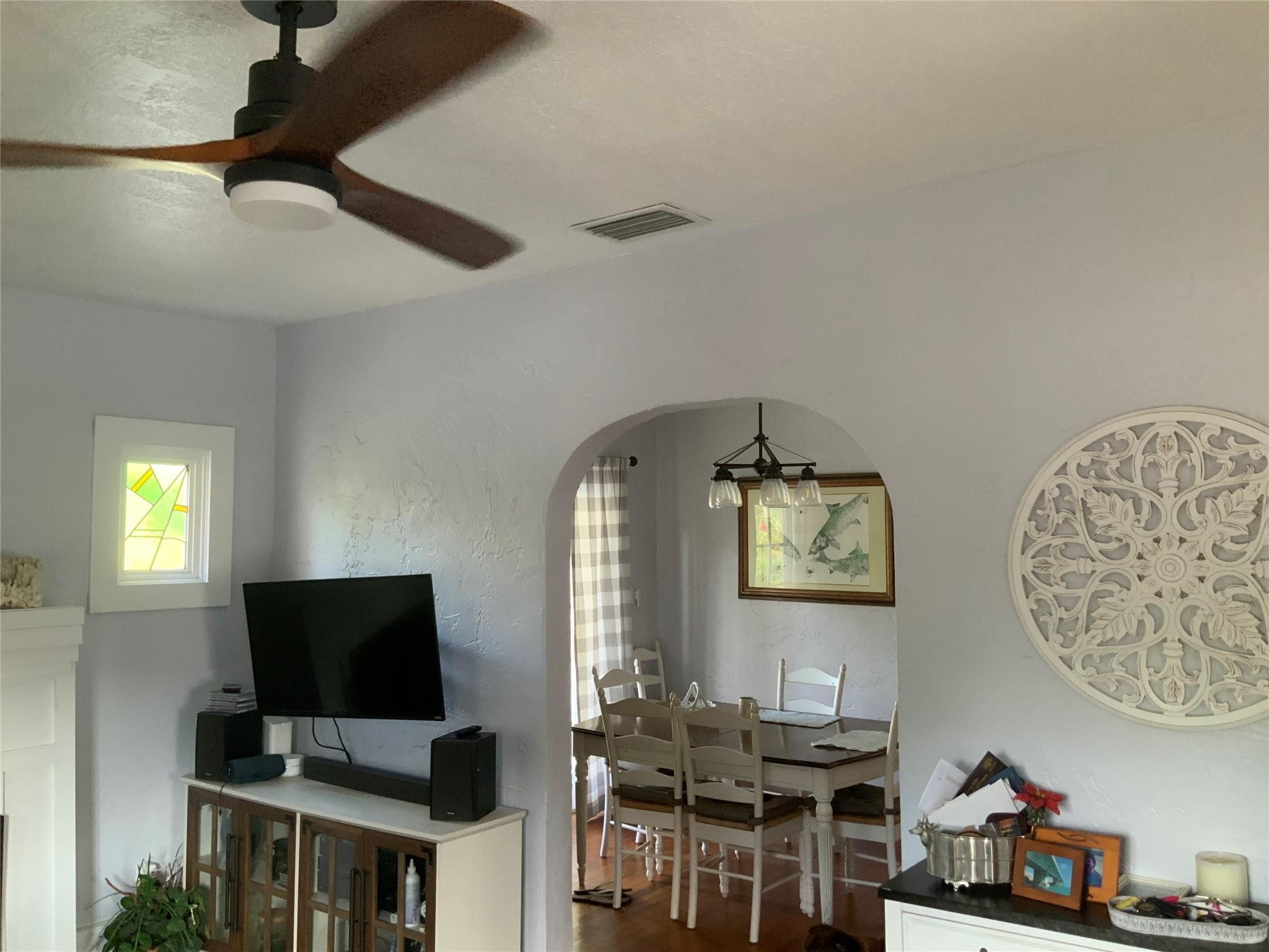 3089 Southeast Amherst Street Stuart, FL 34997 - Photo 4 of 22 Photo 4