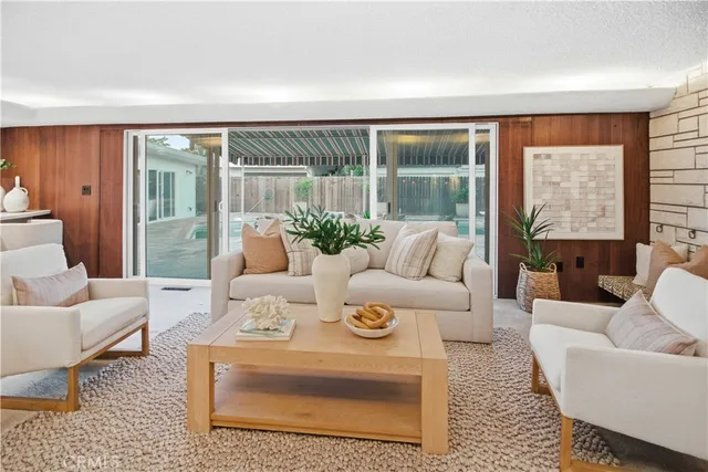 $2,499,000 | 350 Pomona Avenue, Long Beach, CA 90803