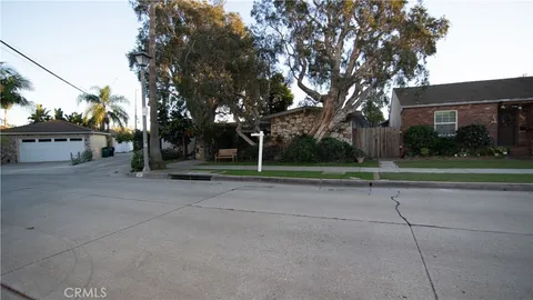 $2,499,000 | 350 Pomona Avenue, Long Beach, CA 90803