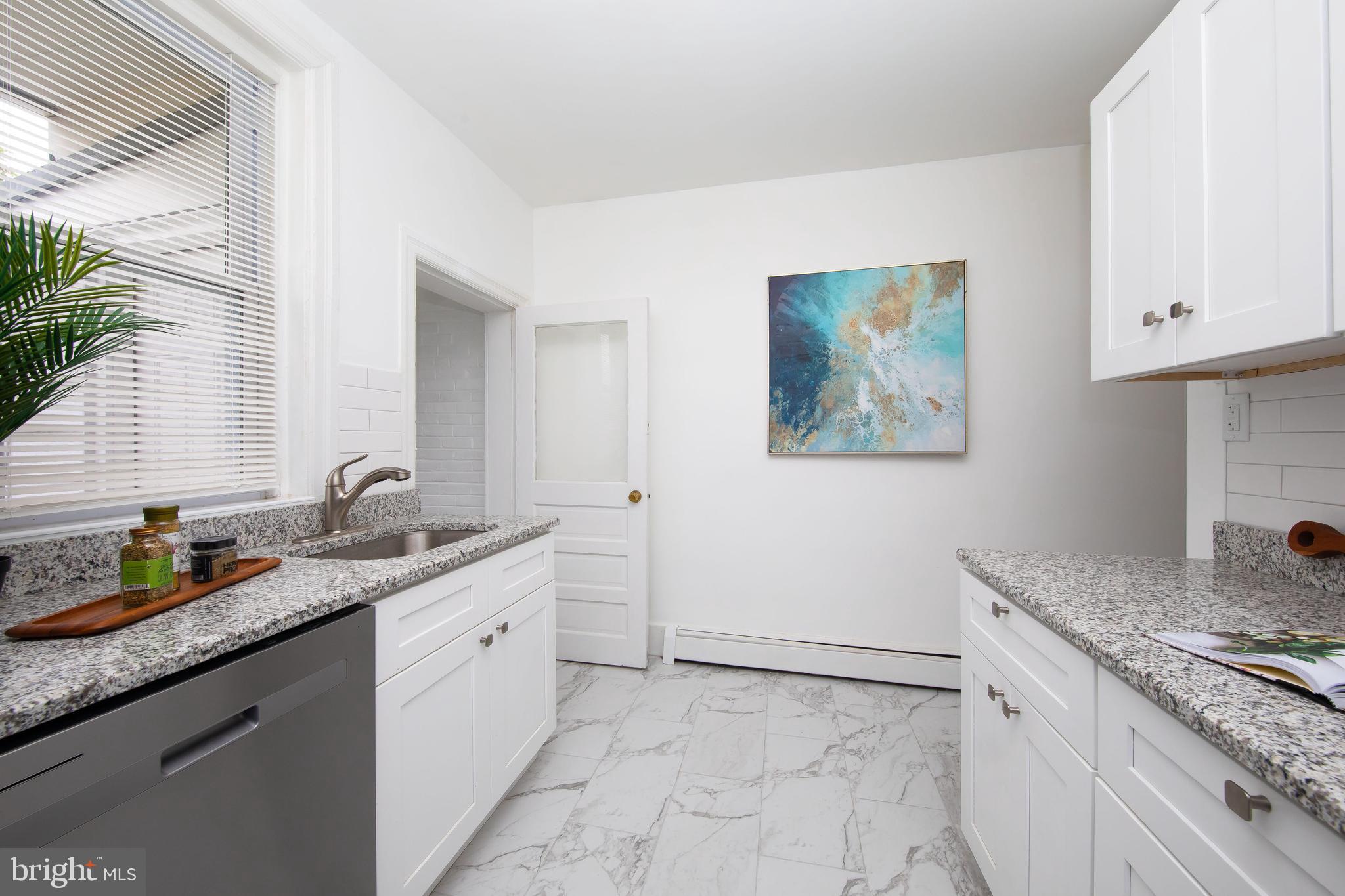 1027 West Tabor Road Philadelphia, PA 19141 - Photo 13 of 31 Kitchen