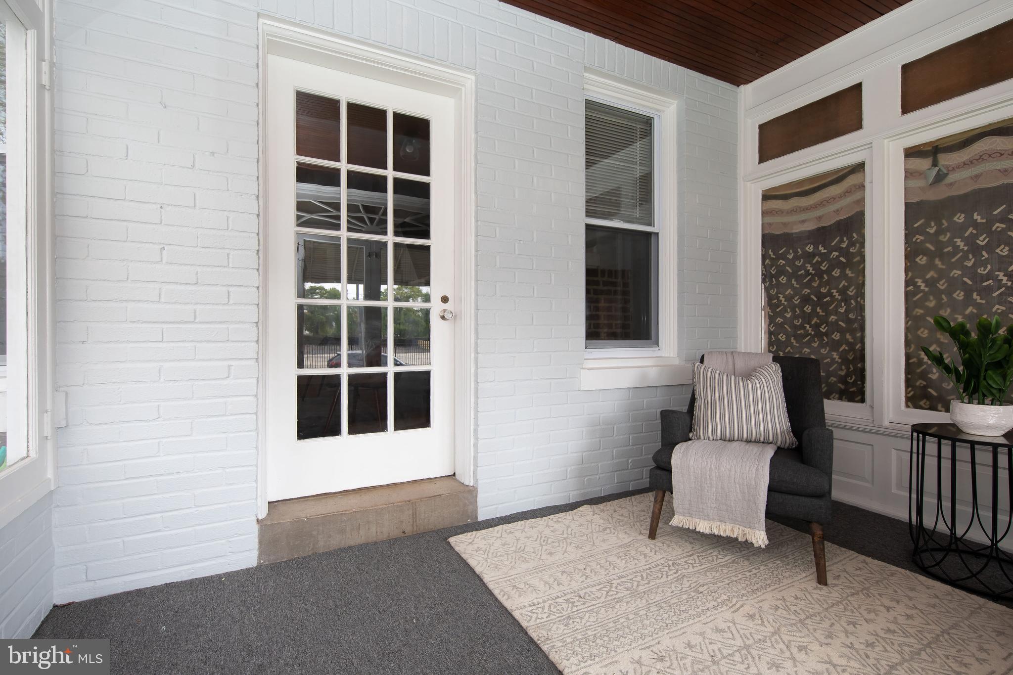 Enclosed porch