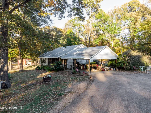 $185,000 | 3938 Old Dover Road, Yazoo City, MS 39194