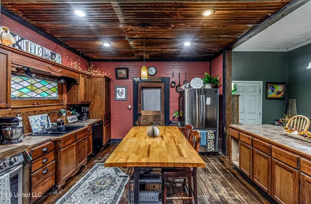 $185,000 | 3938 Old Dover Road, Yazoo City, MS 39194