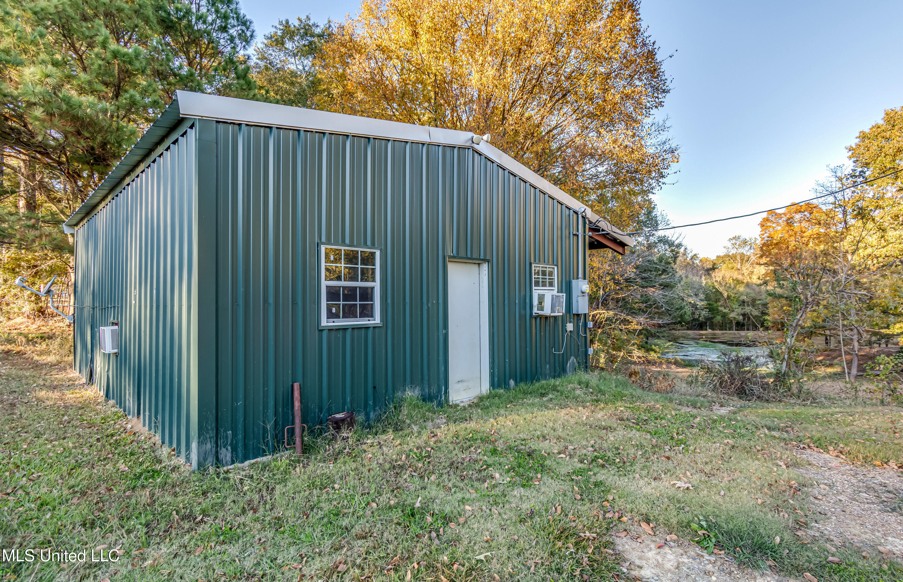 3938 Old Dover Road Yazoo City, MS 39194 - Photo 32 of 42 3938 Old Dover Rd--53