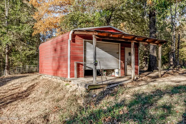 $185,000 | 3938 Old Dover Road, Yazoo City, MS 39194
