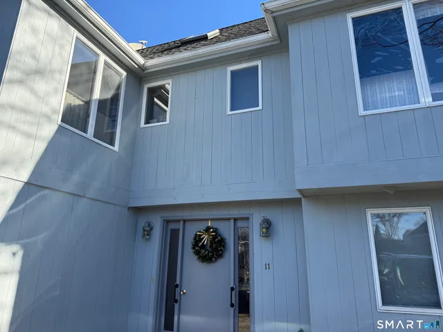 $995,000 | 11 Prospect Street, Groton, CT 06340