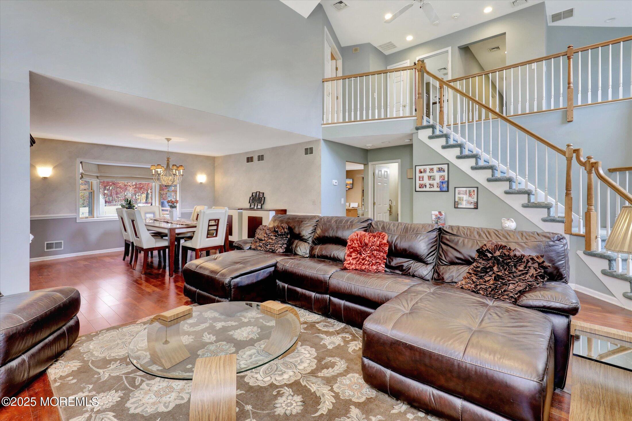 9 Rutherford Court Jackson, NJ 08527 - Photo 11 of 47 11-Living Room