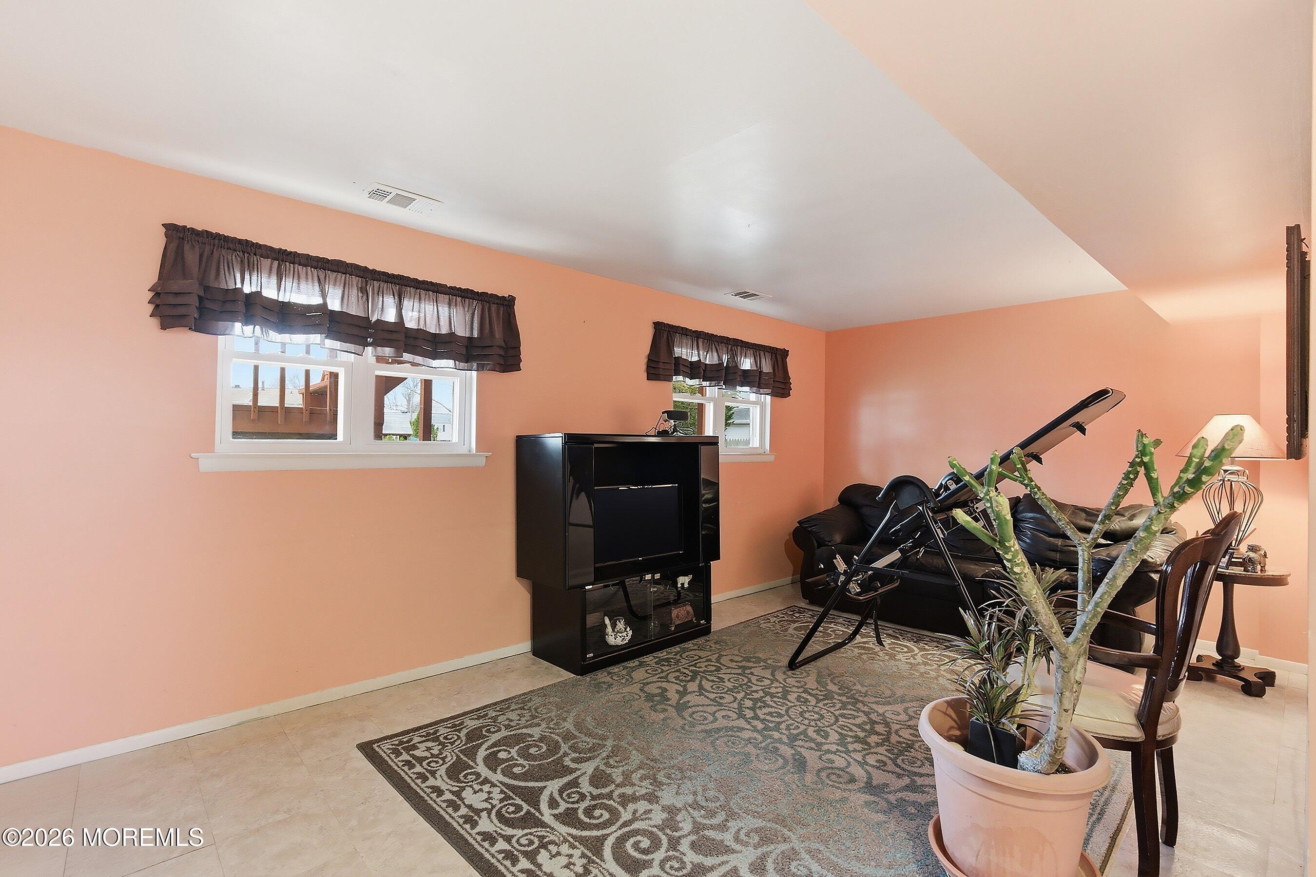 5 Alan Terrace Jackson, NJ 08527 - Photo 23 of 42 23-Family 1A