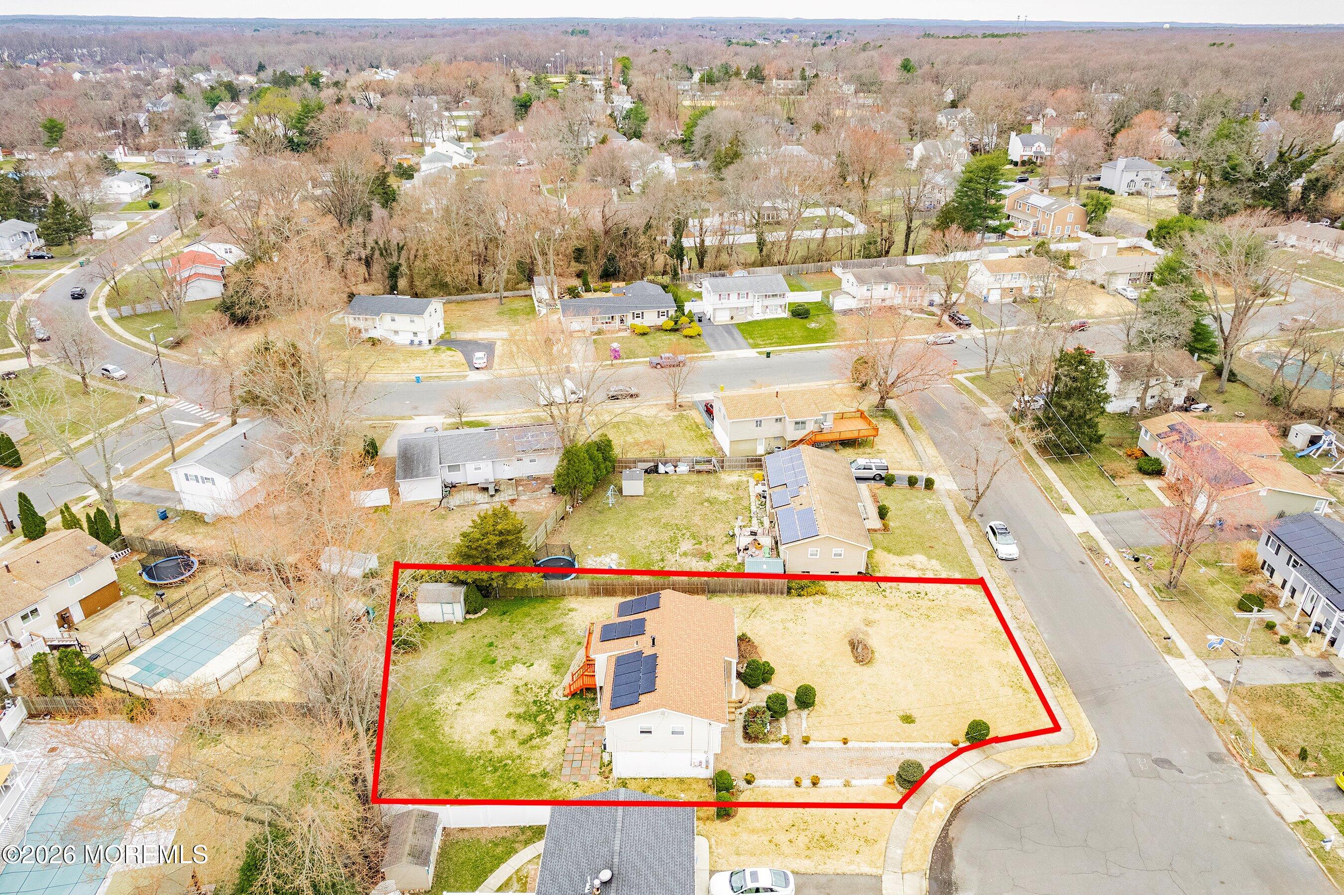 5 Alan Terrace Jackson, NJ 08527 - Photo 39 of 42 39-Left Aerial with outline