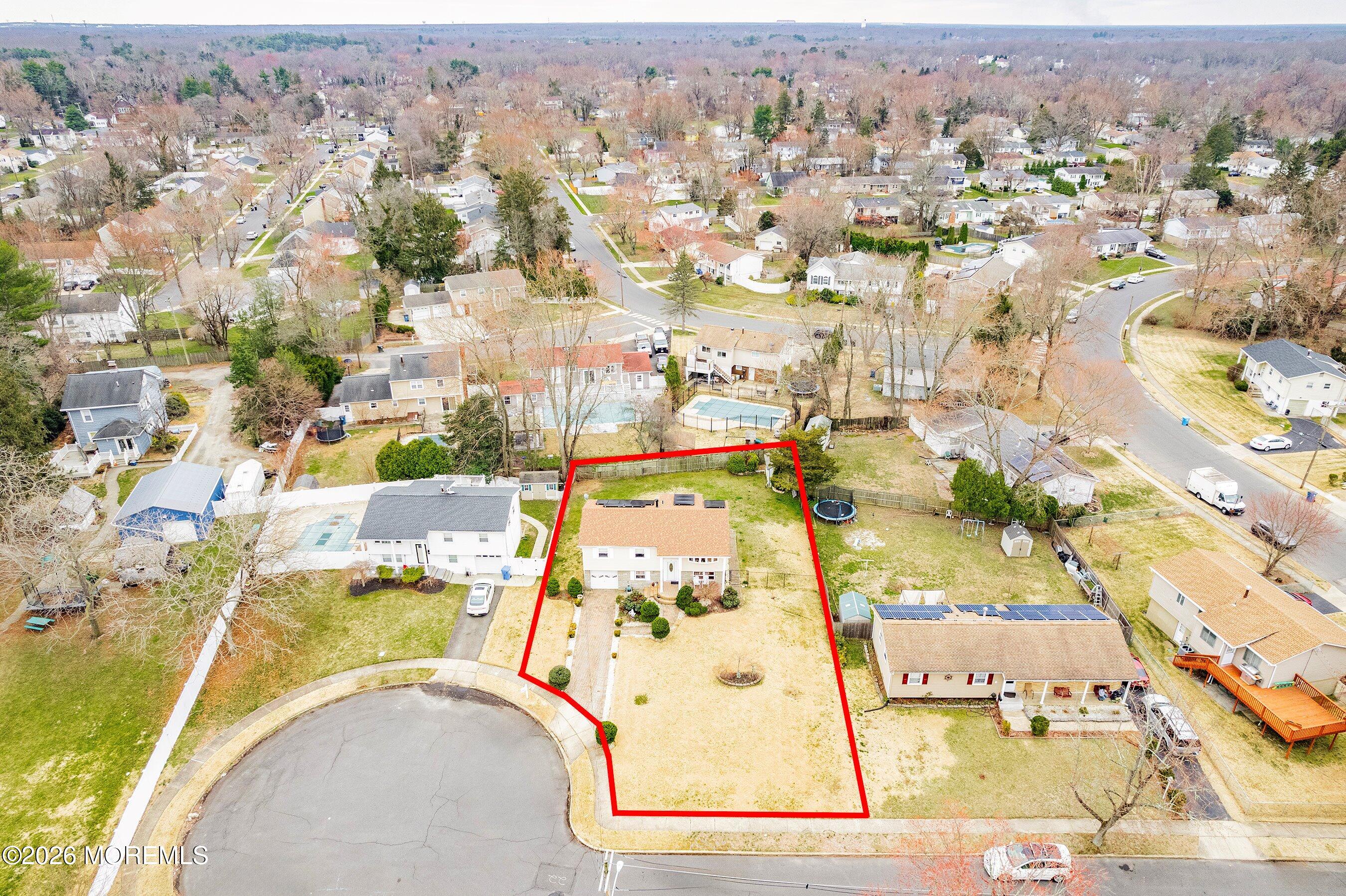 5 Alan Terrace Jackson, NJ 08527 - Photo 4 of 42 04-Front Aerial with outline