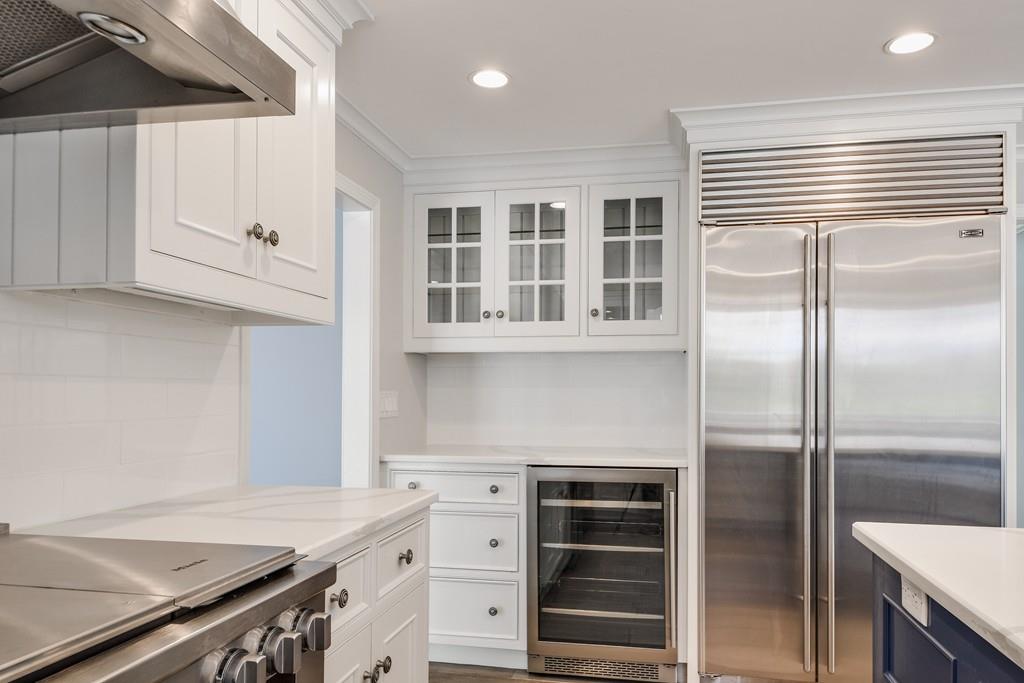 27 Deerfield Road Sherborn, MA 01770 - Photo 12 of 42 Gallery Image 12