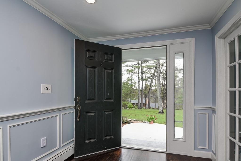 27 Deerfield Road Sherborn, MA 01770 - Photo 6 of 42 Gallery Image 6