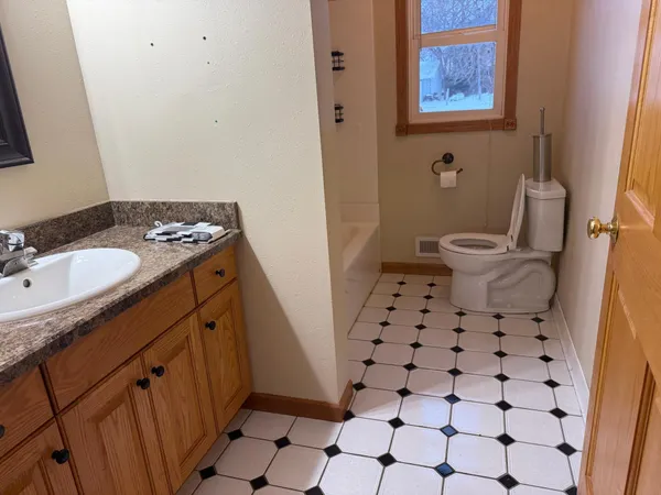 $199,900 | 431 Hwy Avenue South, Blooming Prairie, MN 55917