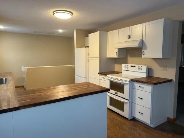 $199,900 | 431 Hwy Avenue South, Blooming Prairie, MN 55917