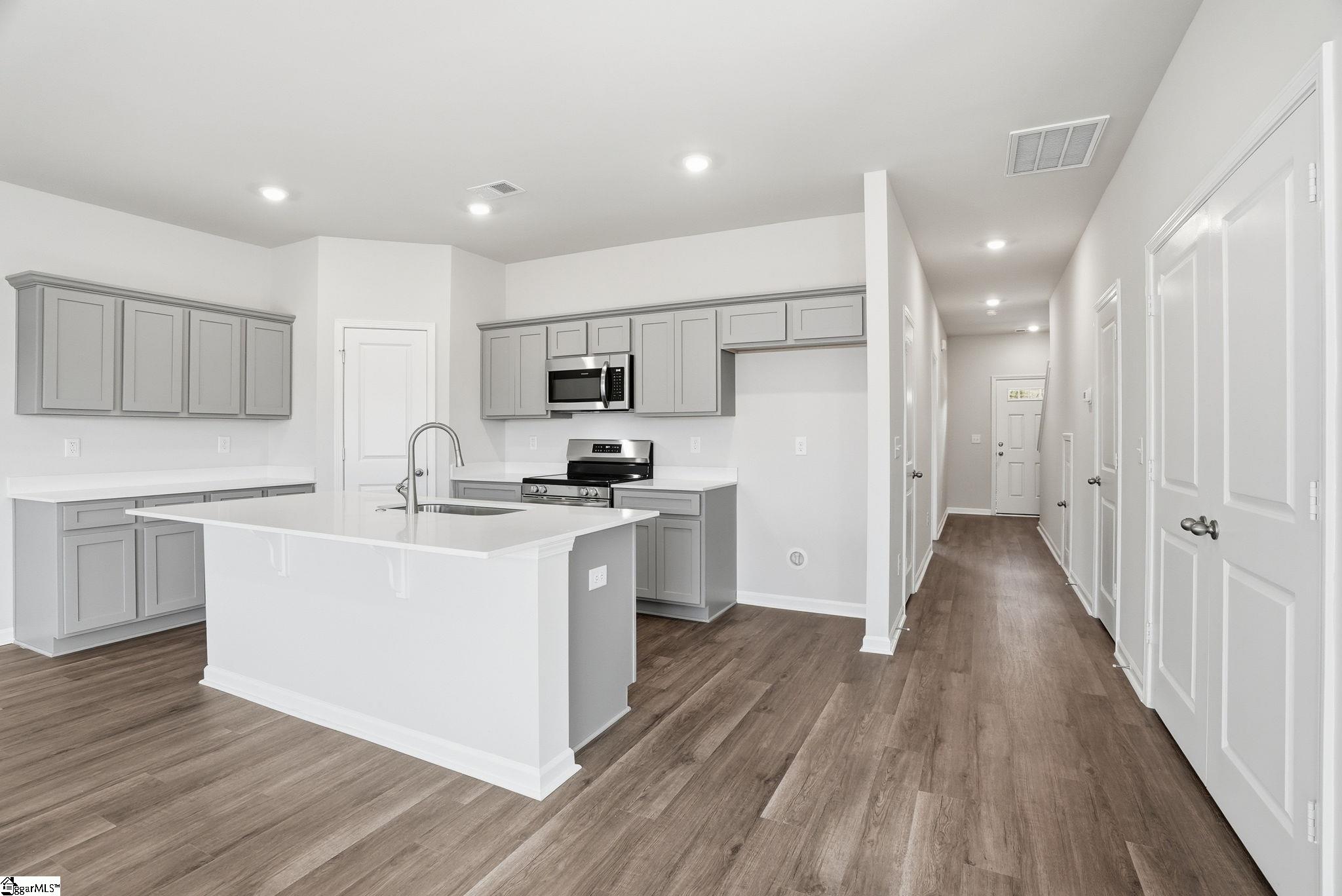 325 Lilac Loop Greenwood, SC 29646 - Photo 9 of 27