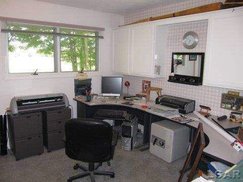 6273 Forrister Road Adrian, MI 49221 - Photo 4 of 11 20419333-3.JPG