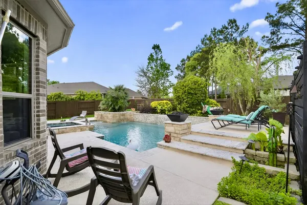$725,000 | 107 Spider Lily Court, Montgomery, TX 77316