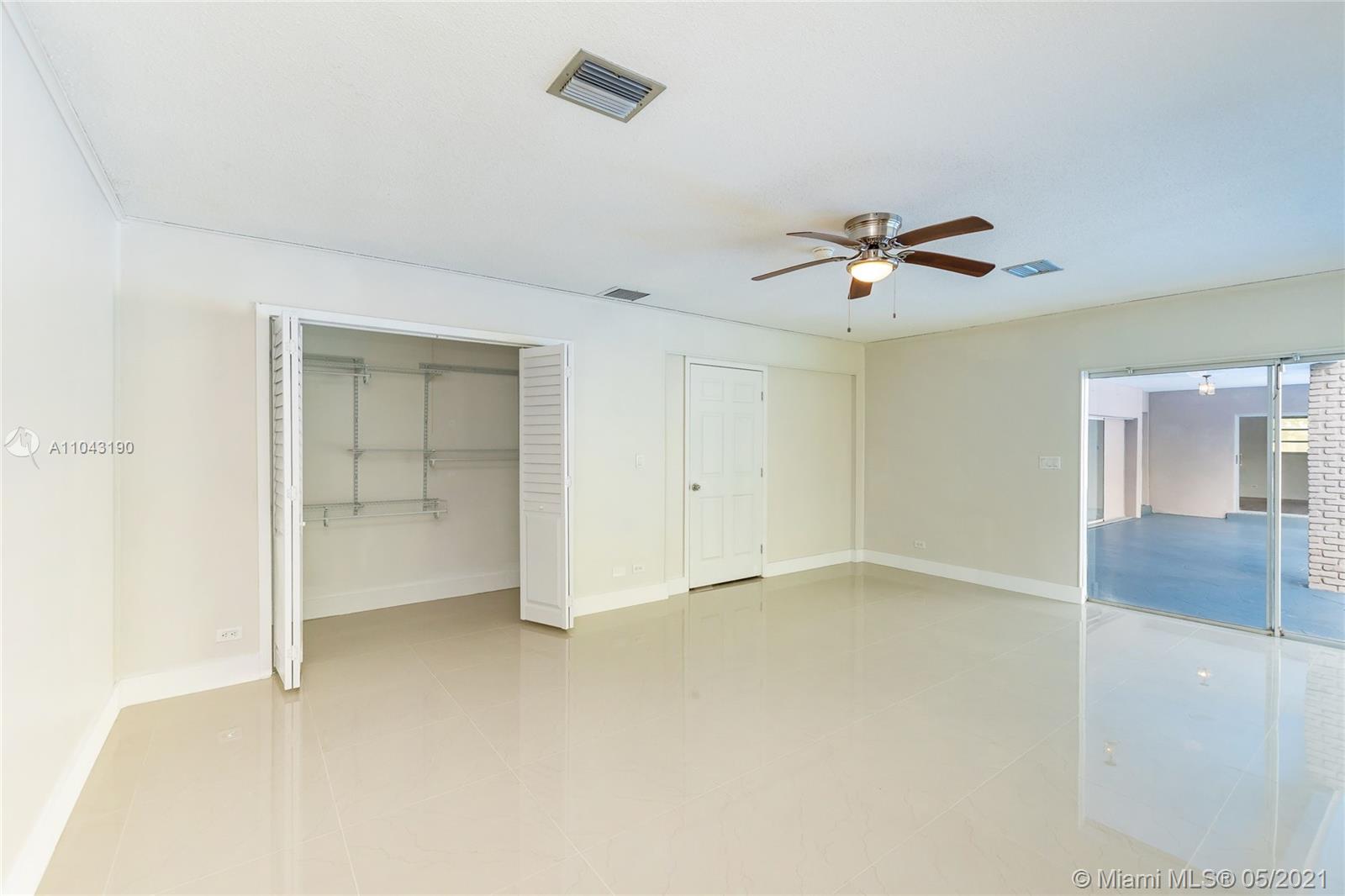 7561 Plantation Road Plantation, FL 33317 - Photo 12 of 55 Gallery Image 12