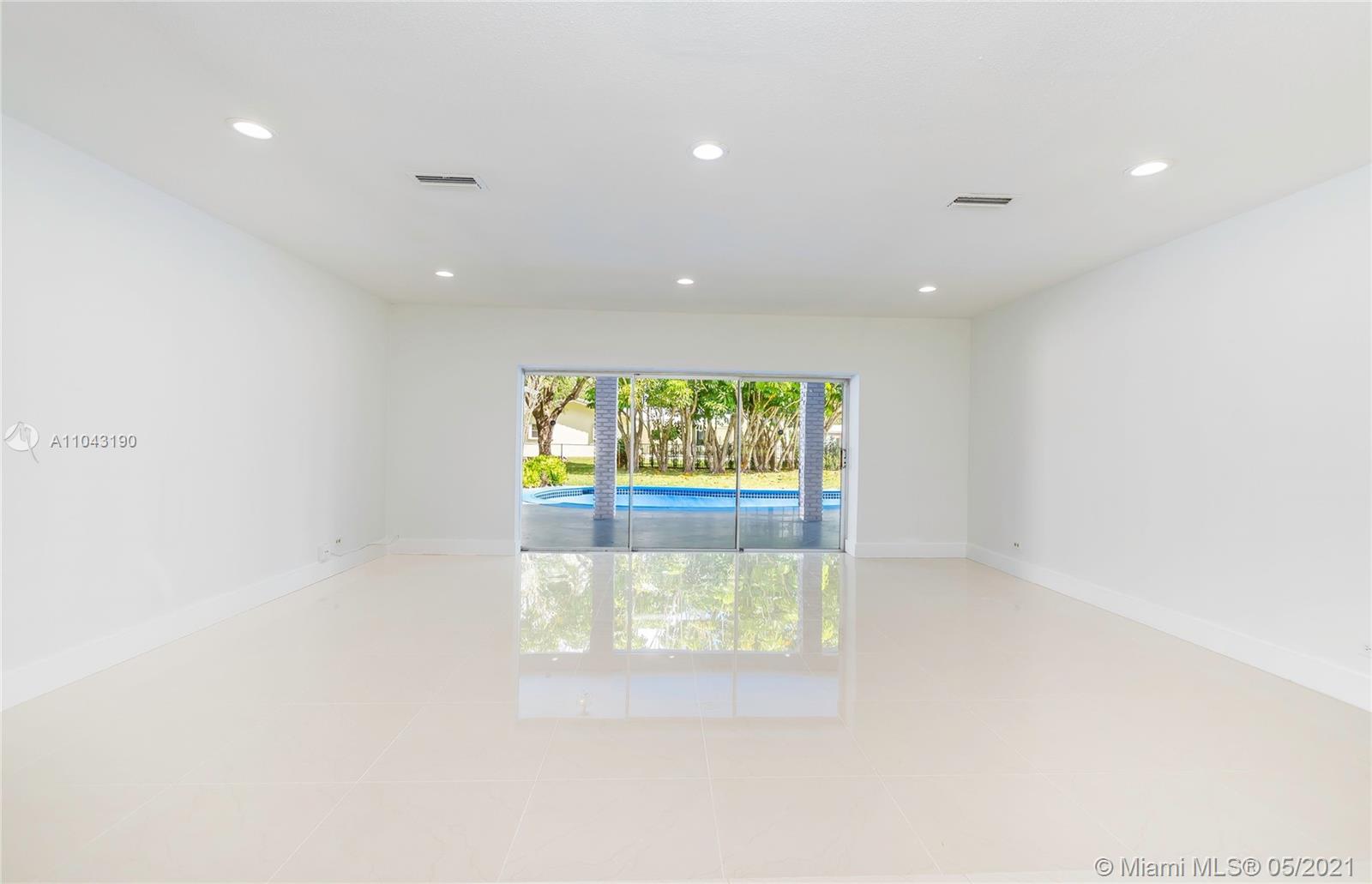 7561 Plantation Road Plantation, FL 33317 - Photo 18 of 55 Gallery Image 18