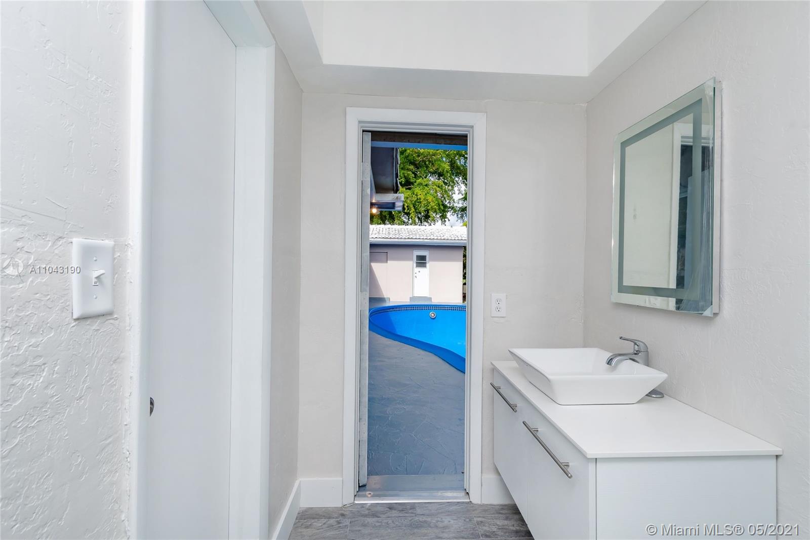 7561 Plantation Road Plantation, FL 33317 - Photo 30 of 55 Gallery Image 30