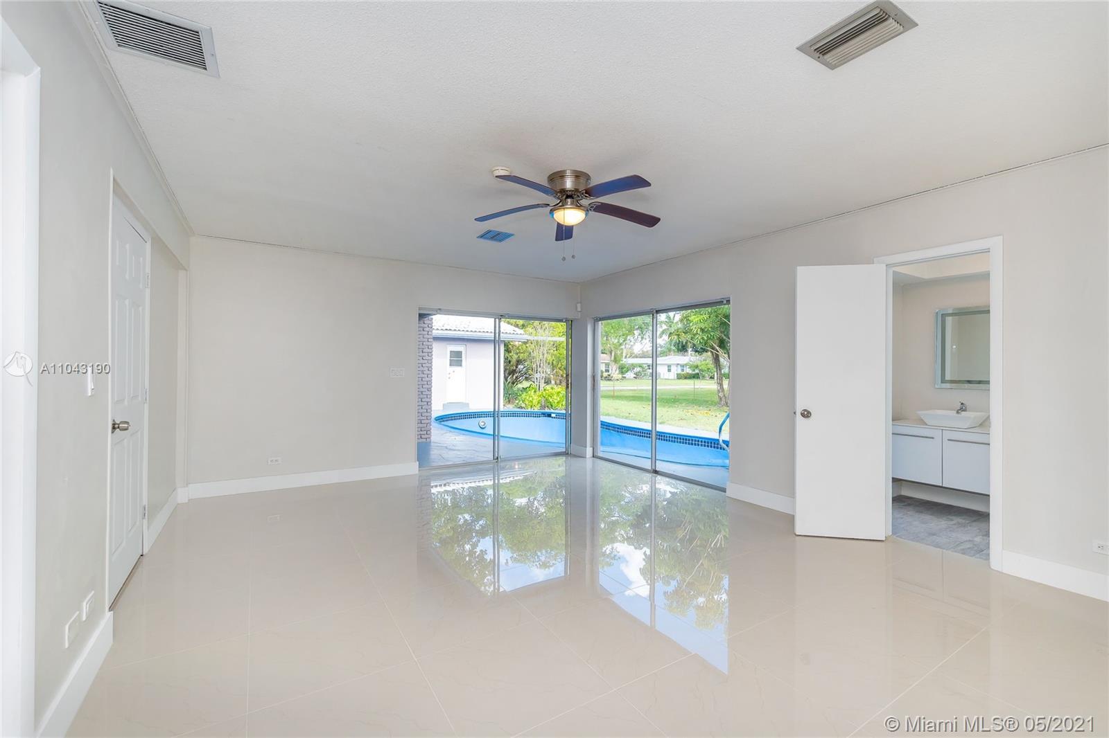 7561 Plantation Road Plantation, FL 33317 - Photo 31 of 55 Gallery Image 31