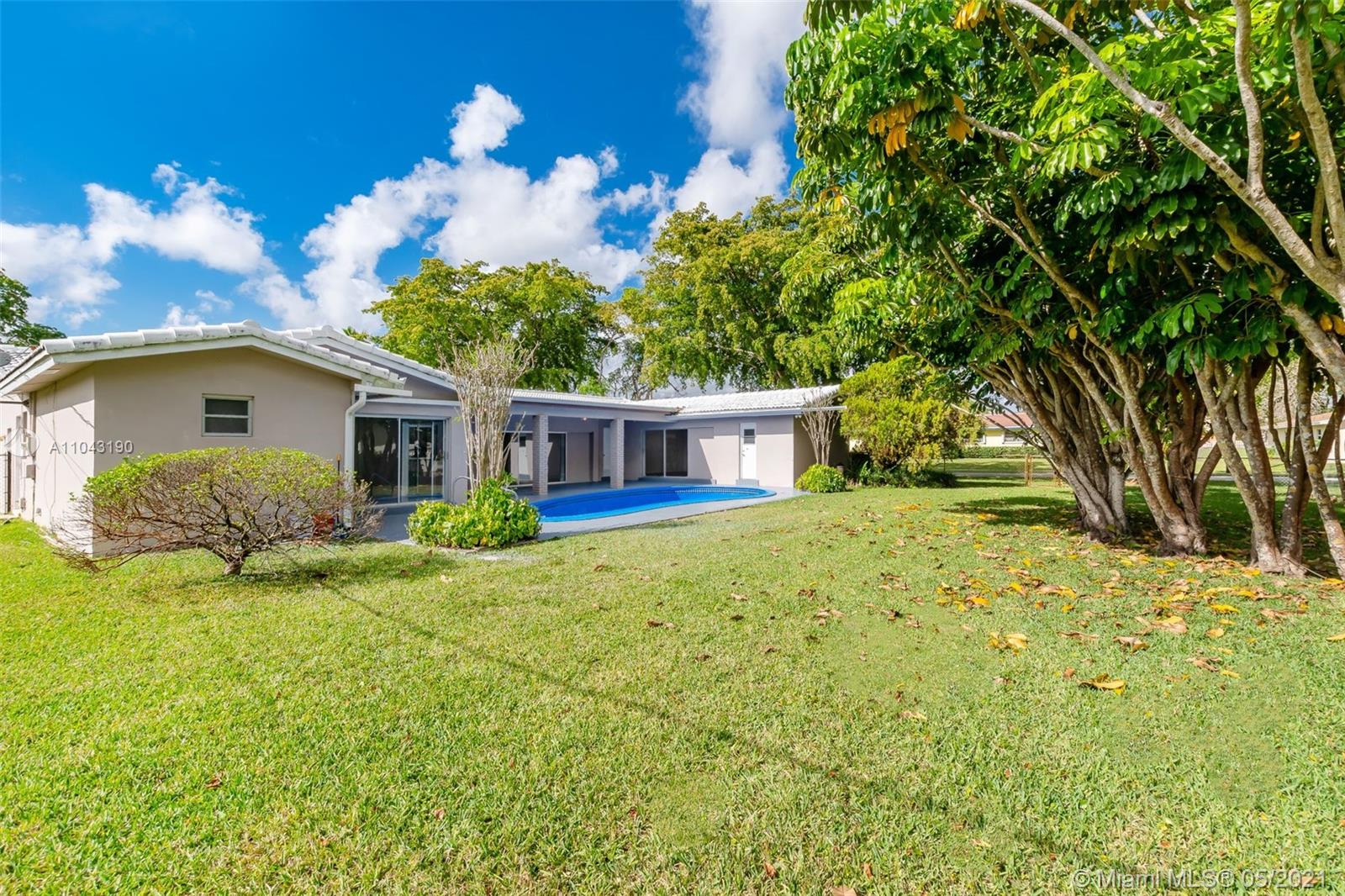 7561 Plantation Road Plantation, FL 33317 - Photo 43 of 55 Gallery Image 43
