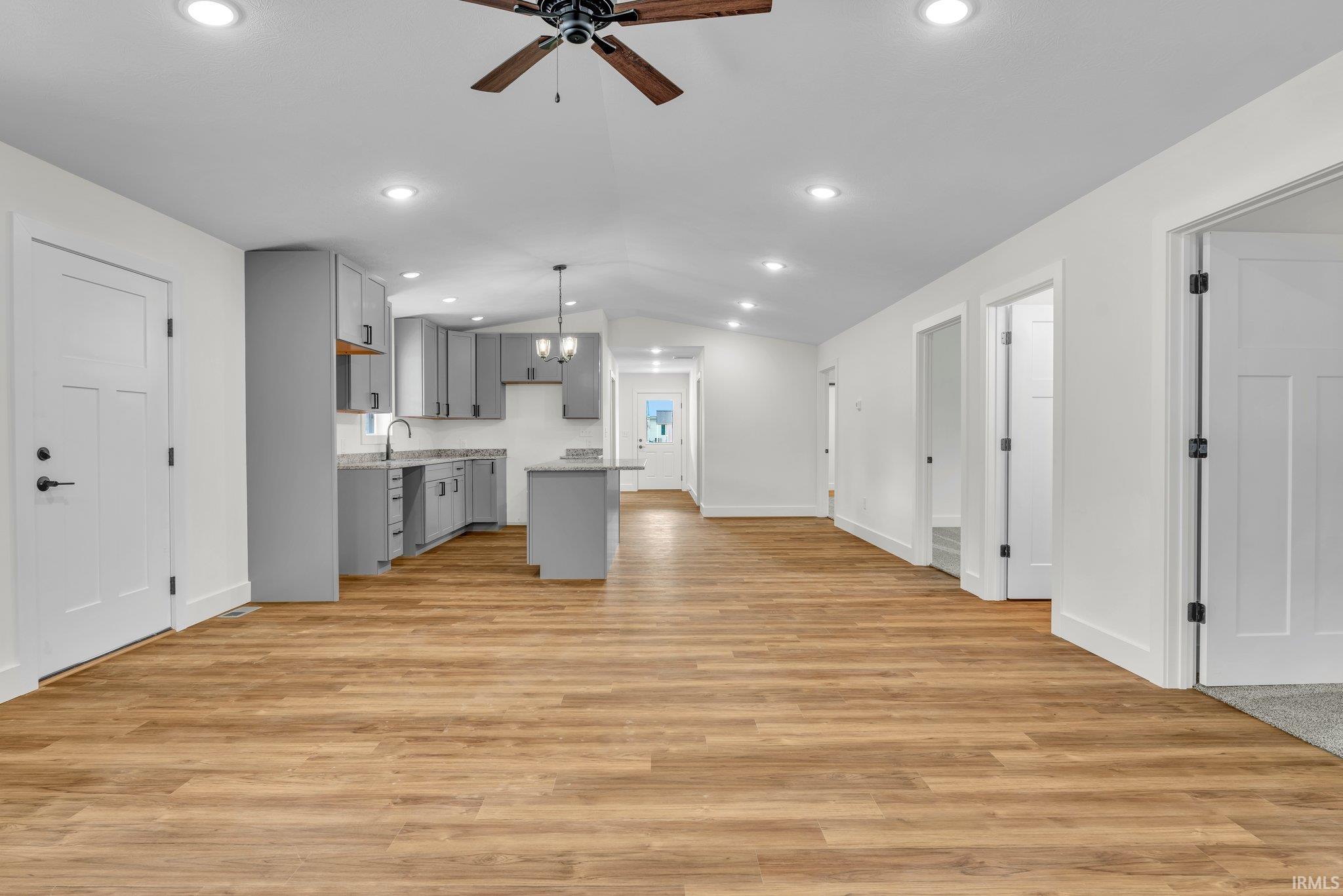 601 Crawford Street Mitchell, IN 47446 - Photo 8 of 34