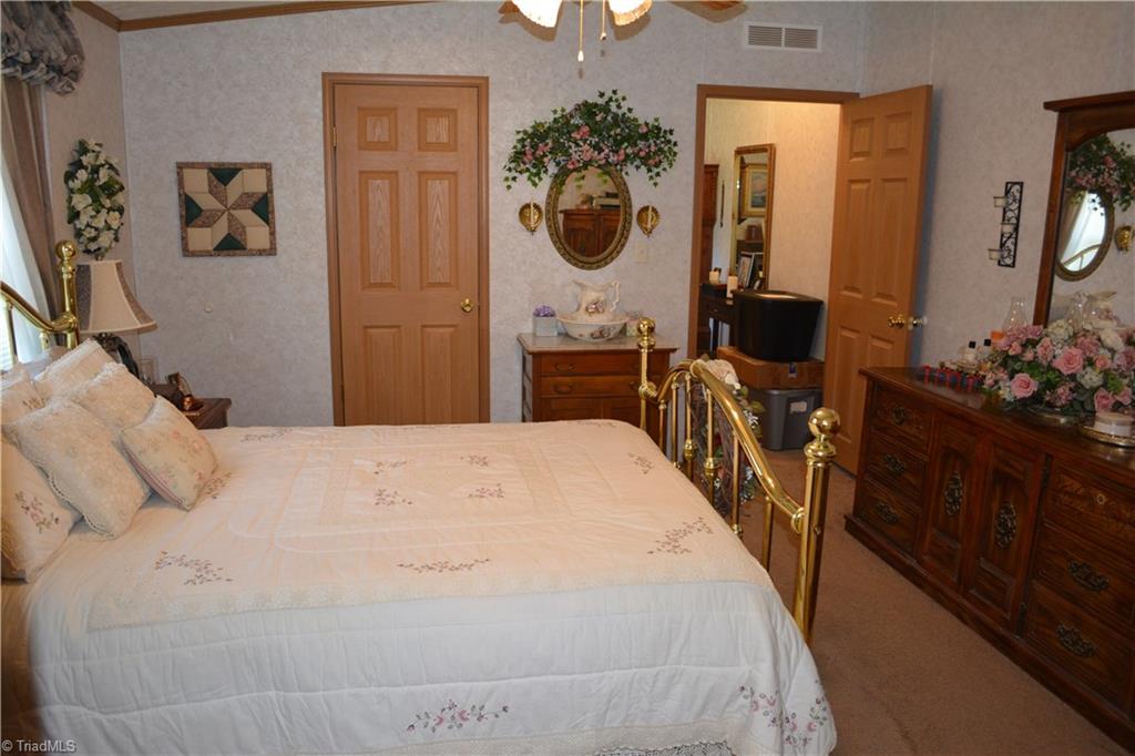 562 Traphill Mill Road Traphill, NC 28685 - Photo 22 of 29 Gallery Image 22